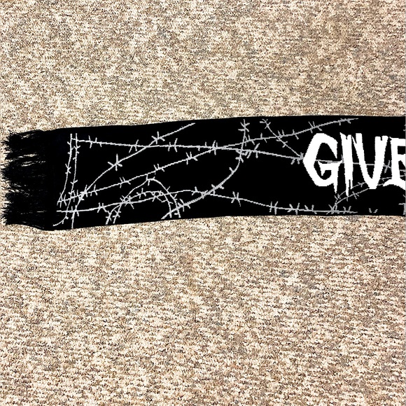 NWT Killstar knit Give Me Space winter scarf🧣 - Picture 5 of 13